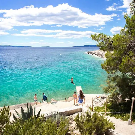 Apartment In Okrug Gornji With Two-bedrooms 2 Trogir
