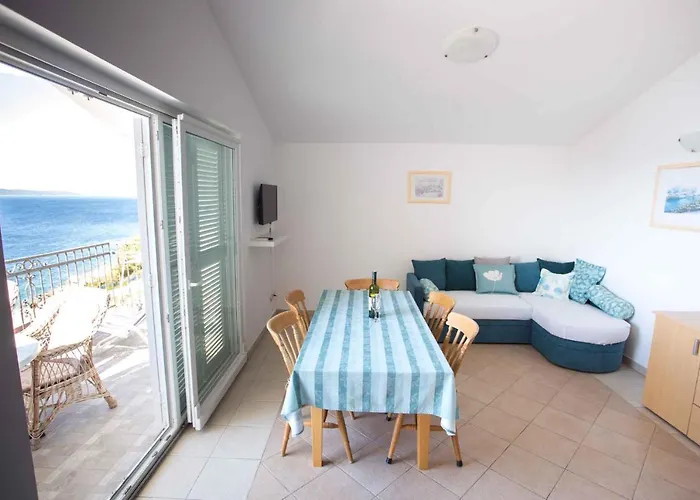 In Okrug Gornji With Two-bedrooms 2 *
