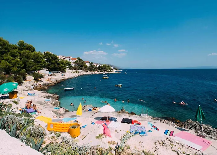 In Okrug Gornji With Two-bedrooms 2 Apartament Trogir