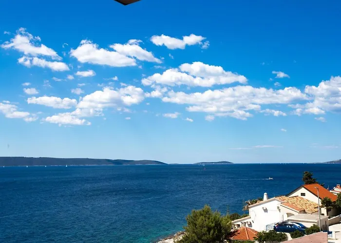 In Okrug Gornji With Two-bedrooms 2